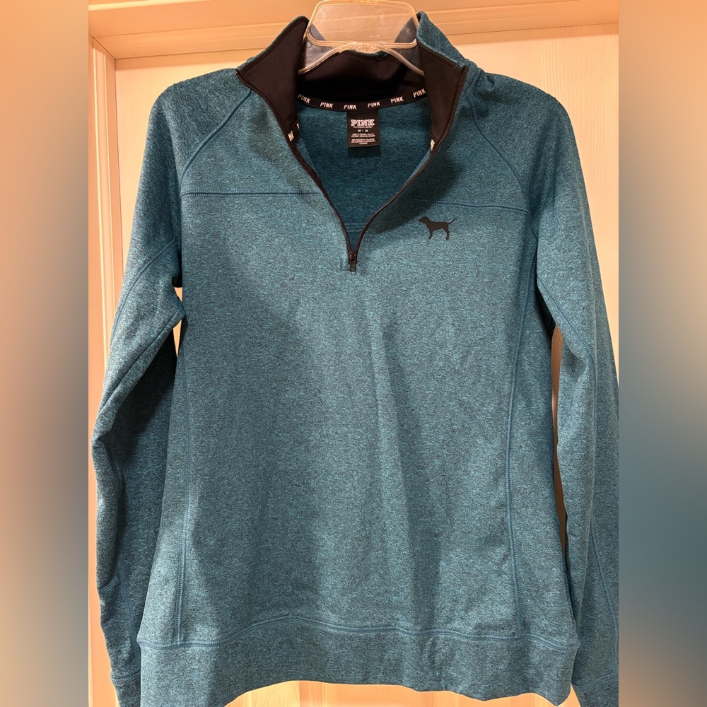 PINK Victoria’s Secret Pullover